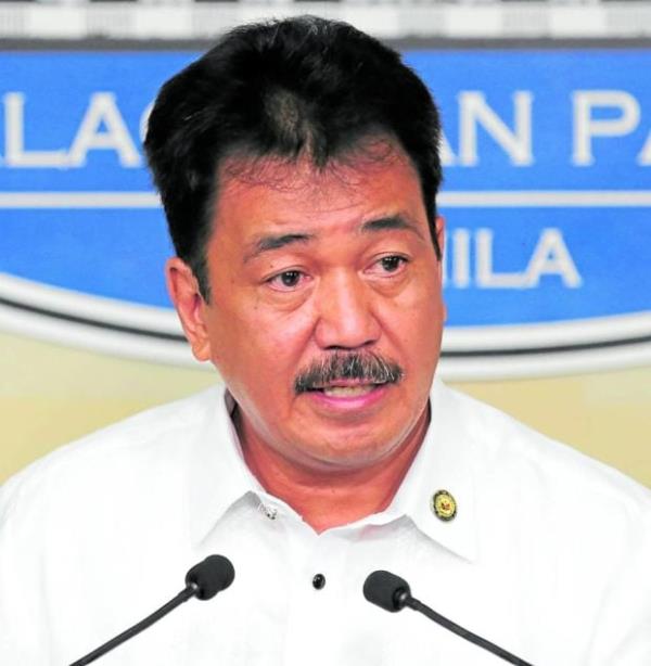 在亚当森学生死后，切德发誓要加紧努力，结束大学里的兄弟会欺侮行为