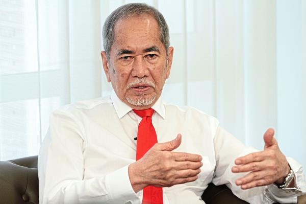 万朱乃迪是反腐败特别委员会的五名新成员之一