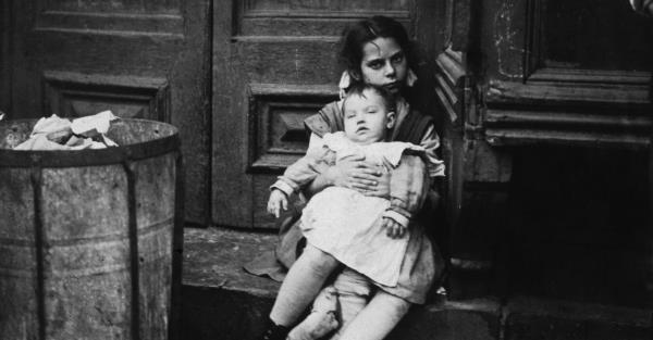 ‘孤儿列车把无家可归的纽约儿童带到西部农场工作